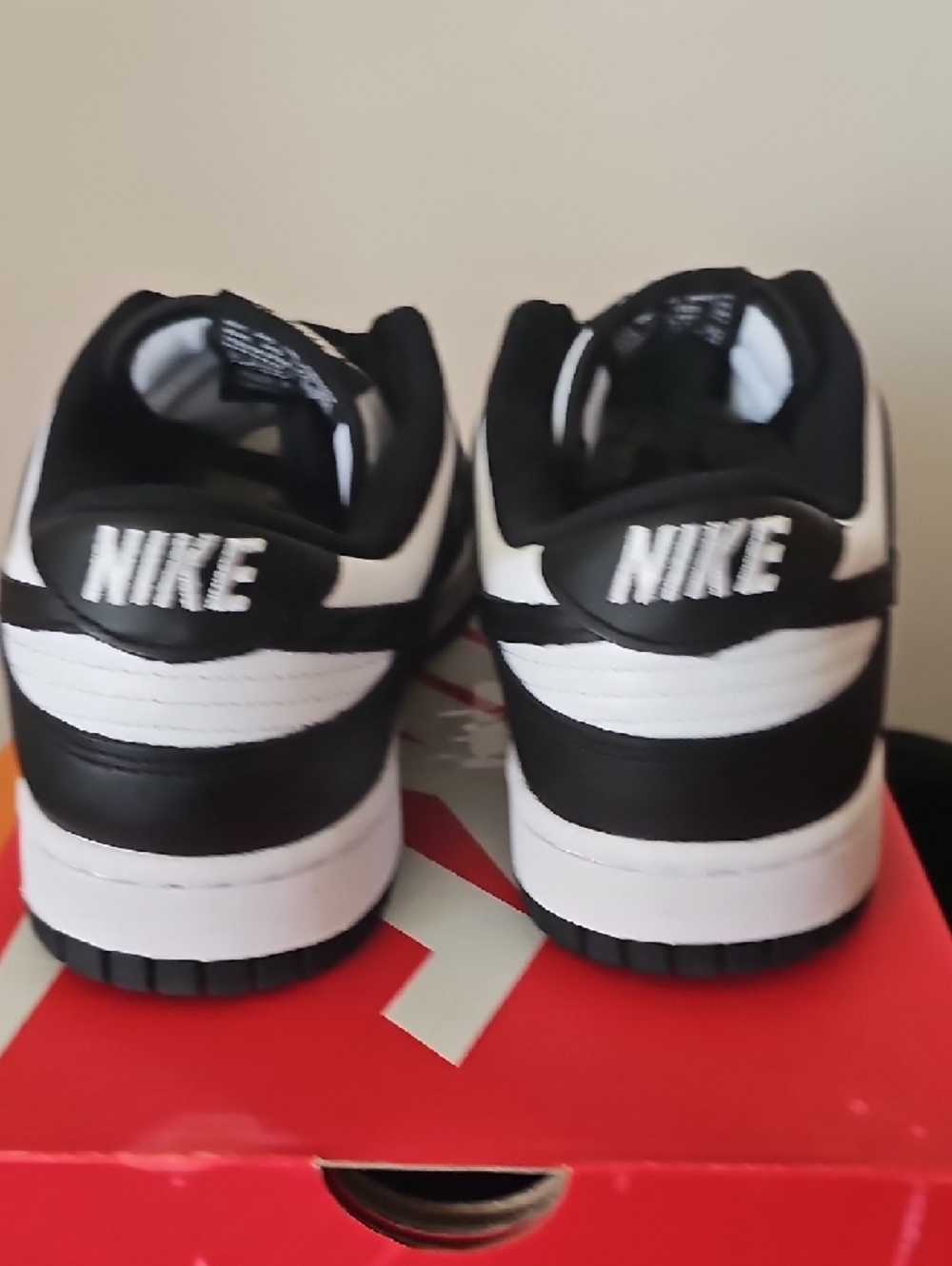 Nike Black and White Low-Top Sneakers - Picture 3 of 5